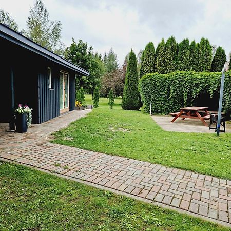 Guest House Podnieki ベンツピルス エクステリア 写真