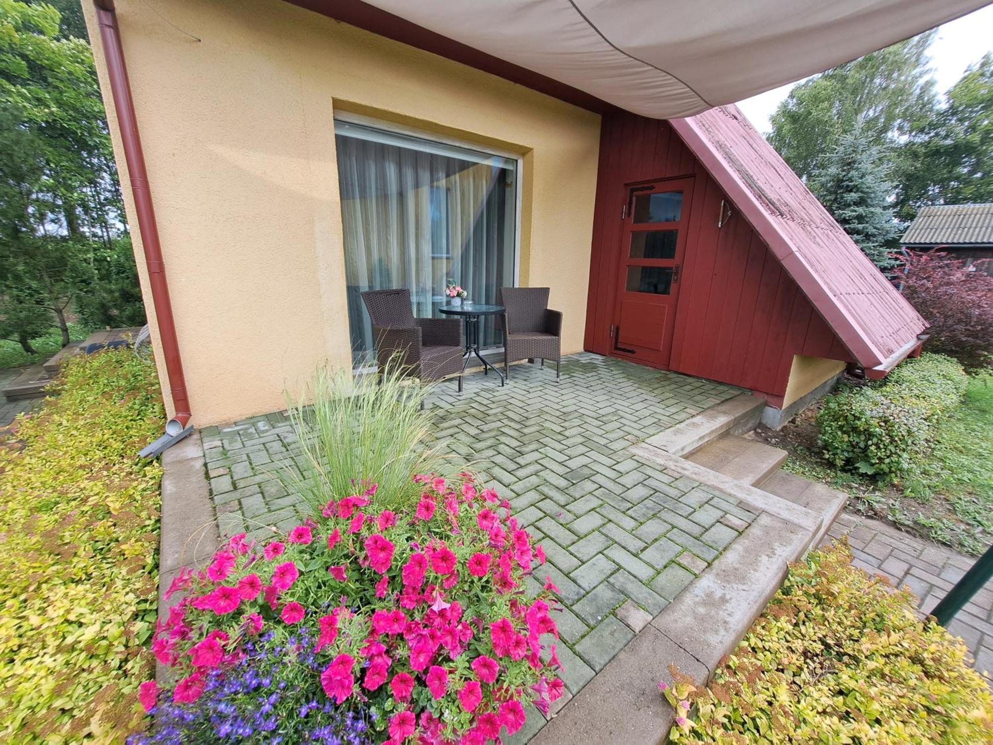 Guest House Podnieki ベンツピルス エクステリア 写真