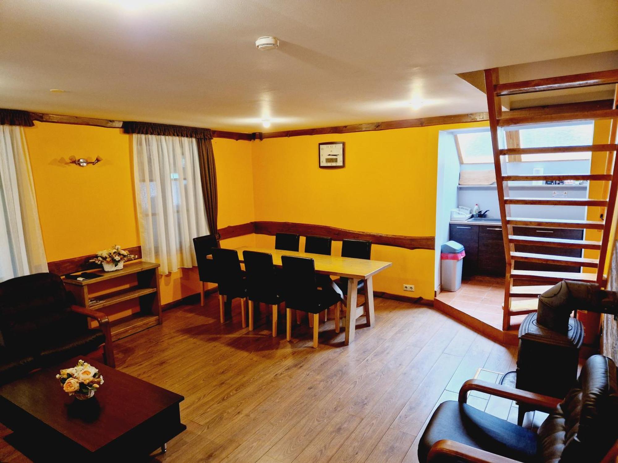 Guest House Podnieki ベンツピルス エクステリア 写真