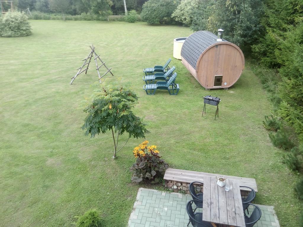 Guest House Podnieki ベンツピルス エクステリア 写真