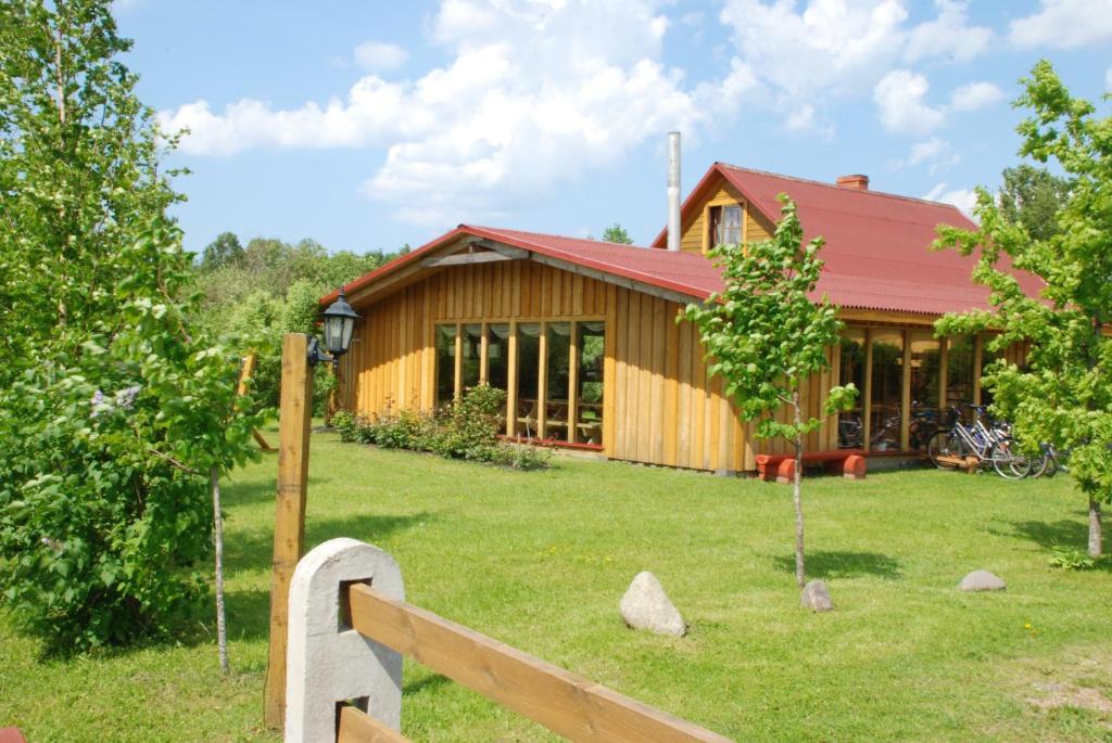 Guest House Podnieki ベンツピルス エクステリア 写真