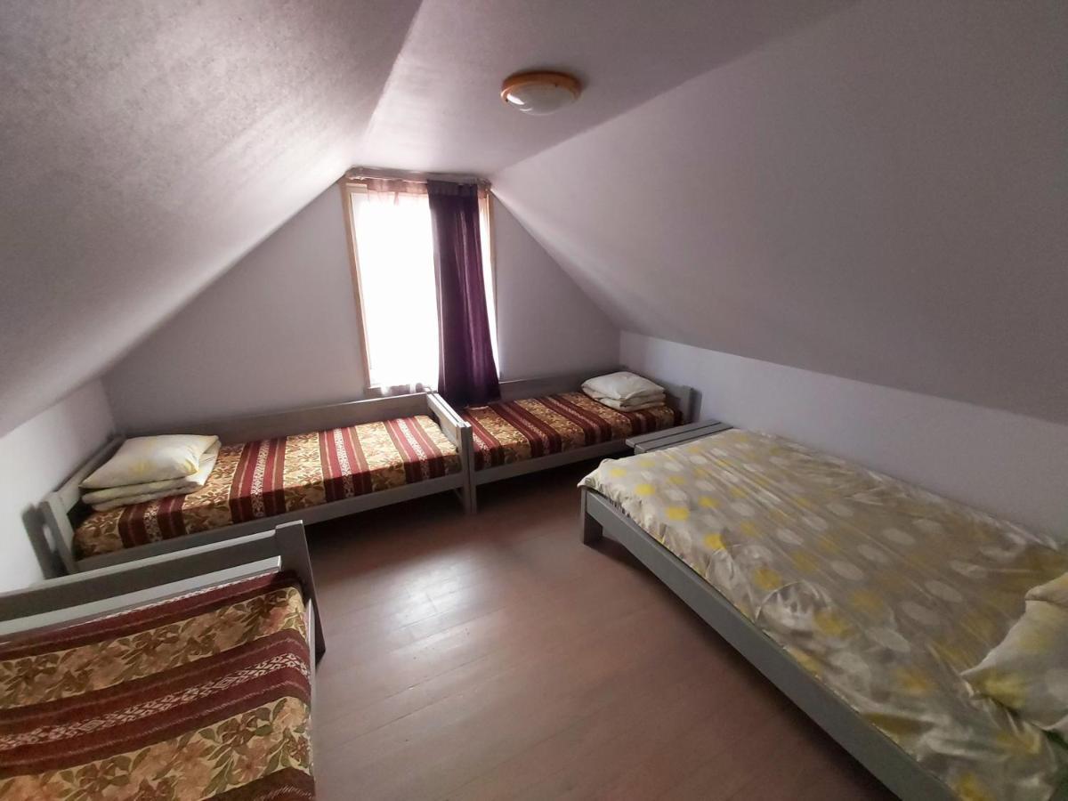 Guest House Podnieki ベンツピルス エクステリア 写真